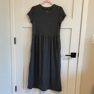 Universal Thread Gray Casual Crew Neck Sundress